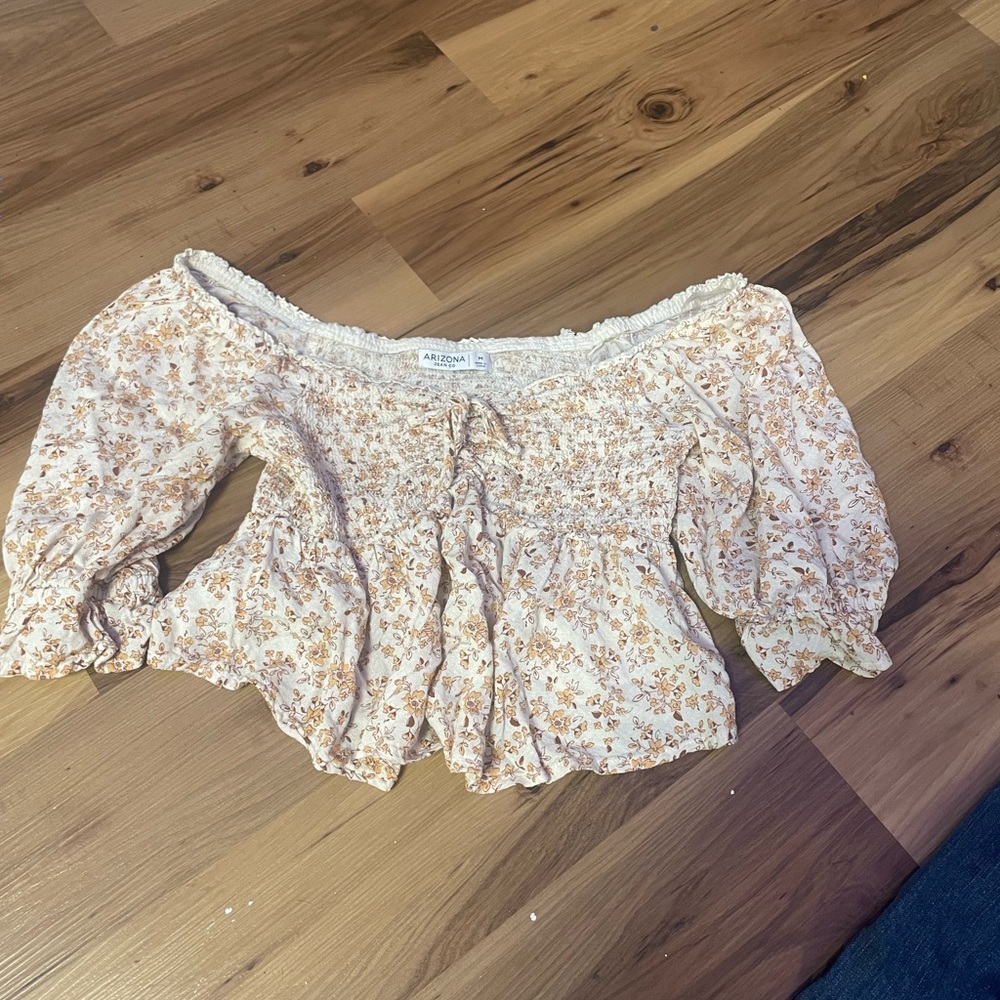 Arizona Jean Company Cream Puff Sleeve Crop Blouse